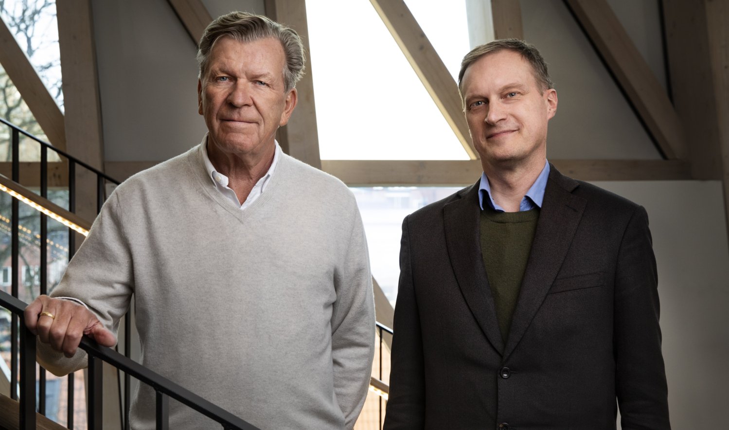 (Fr v) Mats Arnhög och Sten Linnarsson i KI:s Aula Medica.