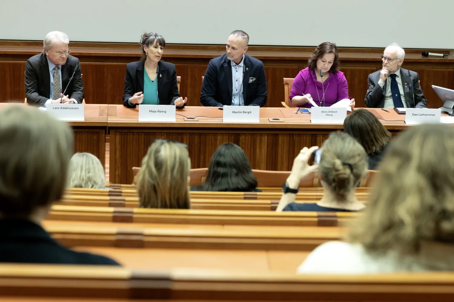 Öppet seminarium om hot mot akademisk frihet och förföljelse av forskare hölls på KI den 15 april 2026.