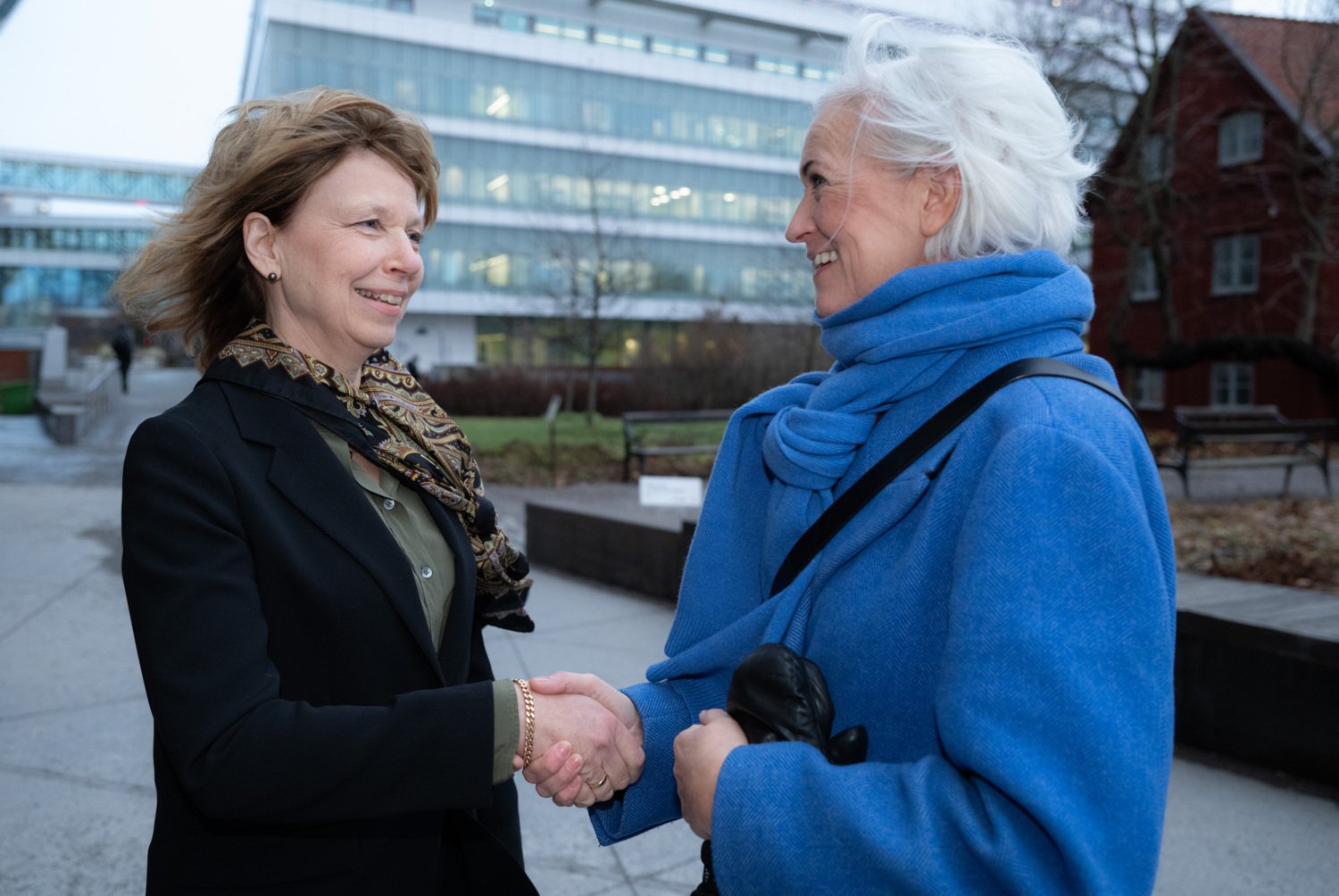 KI:s rektor Annika Östman Wernerson välkomnade sjukvårdsminister Acko Ankarberg Johansson.e
