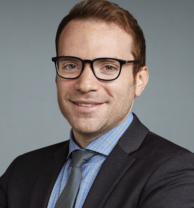 Porträttbild av forskaren Jordan Axelrad