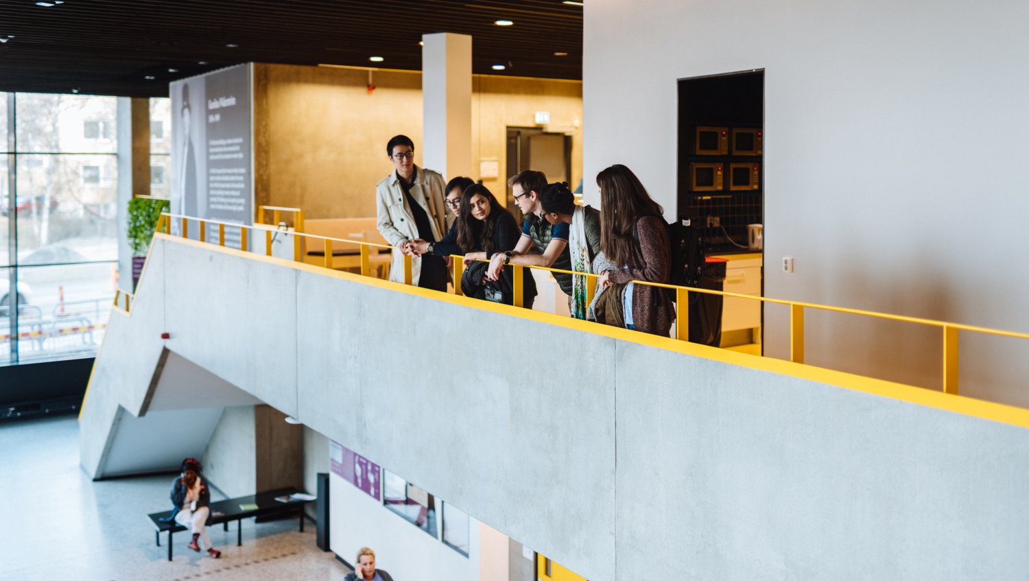 Studenter på campus Flemingsberg 2019.