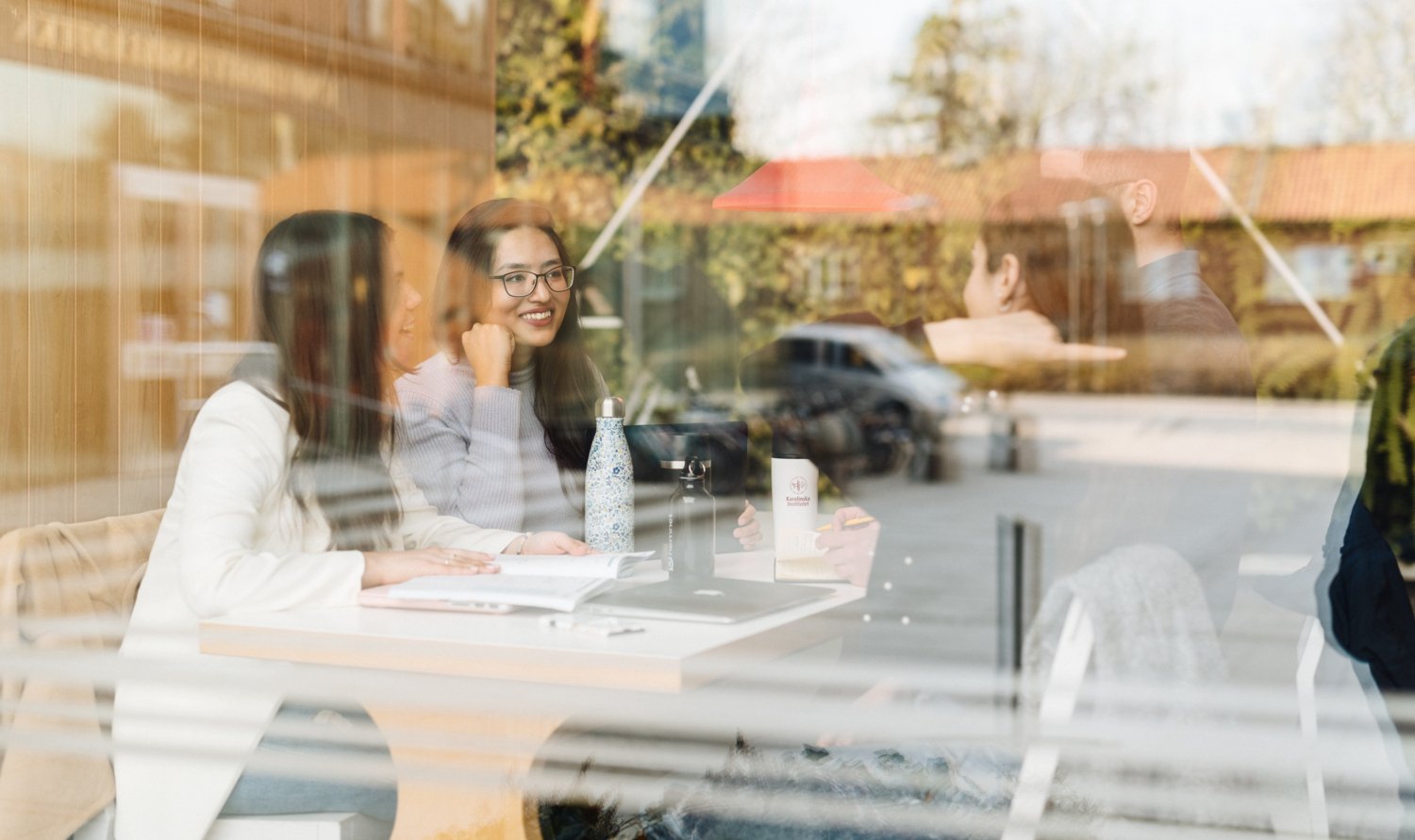 Studenter på campus Flemingsberg 2019.