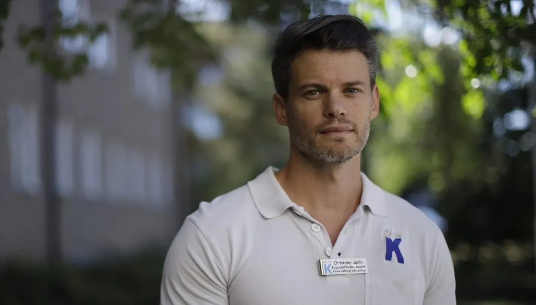Porträttbild av Christofer Juhlin.