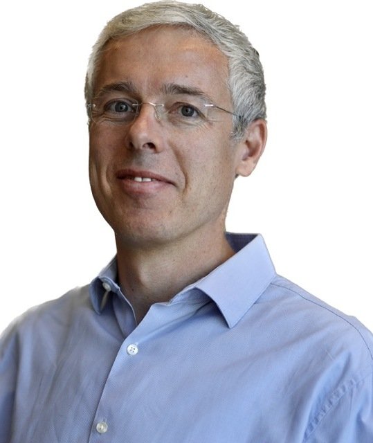 Ett porträtt av en man.