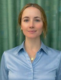 Portrait of Lara Sweetapple.