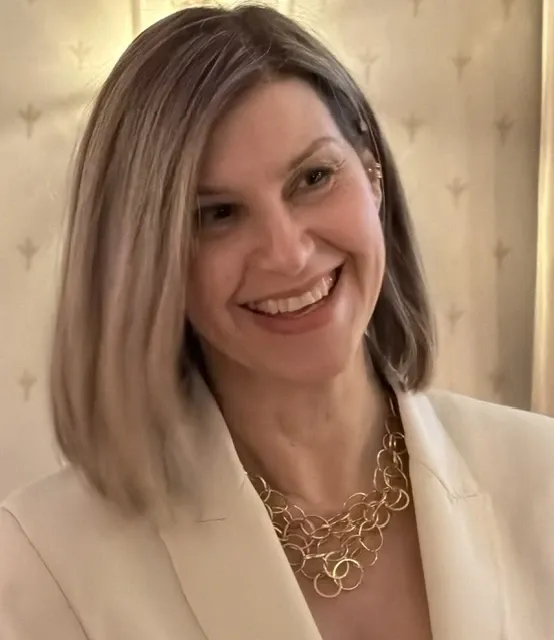 Niki Karpeta.