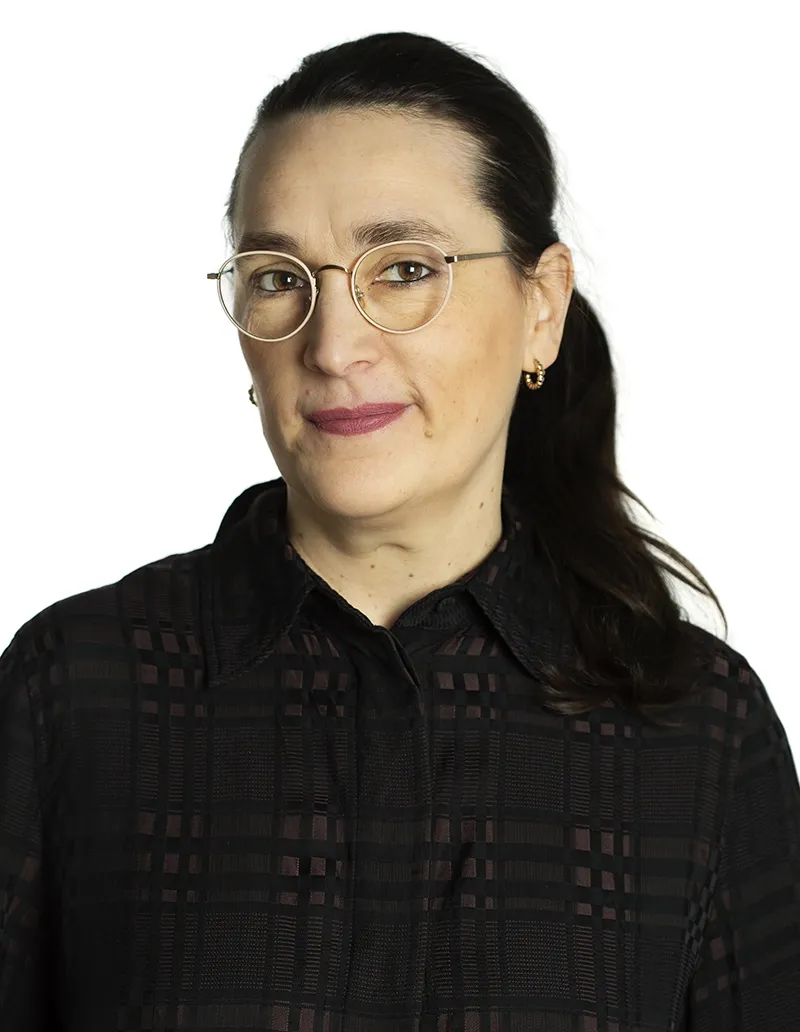 Porträttbild på Samira Bouabana, verksamhetsledare på The Cell