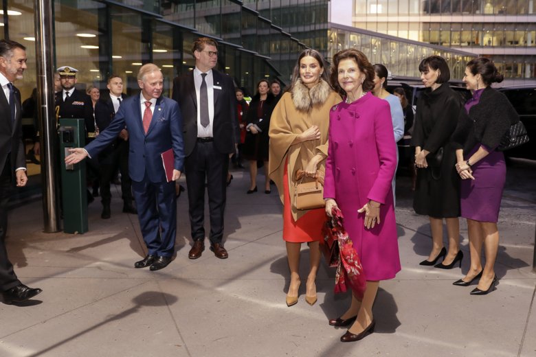 H.M. Drottning Letizia av Spanien och H.M. Drottning Silvia besöker KI.
