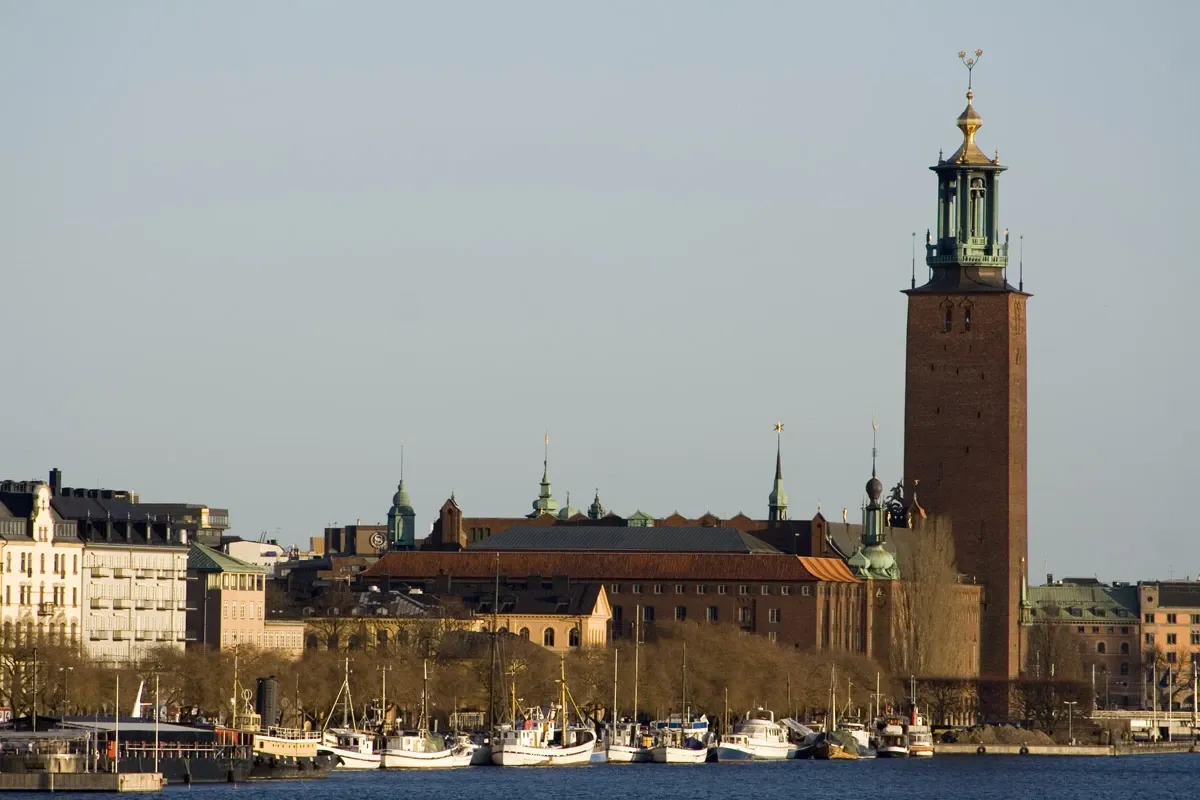 Foto på Stockholms stadhus.