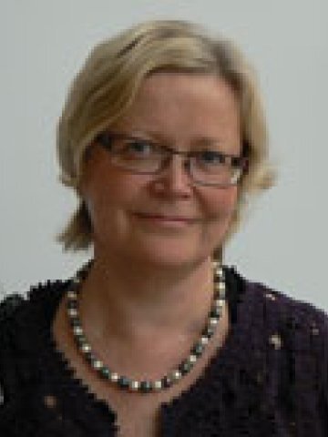 Porträtt av Helena Salminen, läkare och sektionschef Allmänmedicin och primärvård, NVS