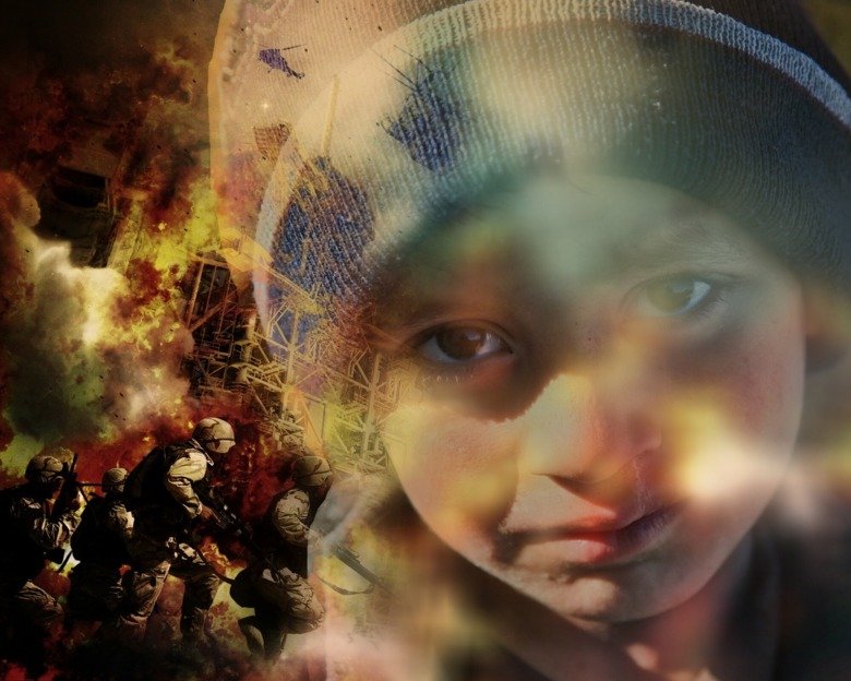 Illustration av barn i krig. I förgrunden en ledsen liten pojke eller flicka.