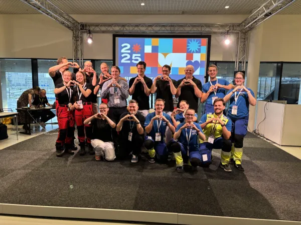 De tre finalistlagen.