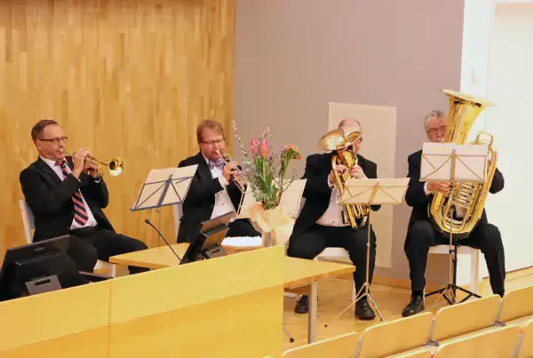 Del av Stockholms blåsorkester, musikunderhållning vid broschutdelningen den 11 januari 2024.
