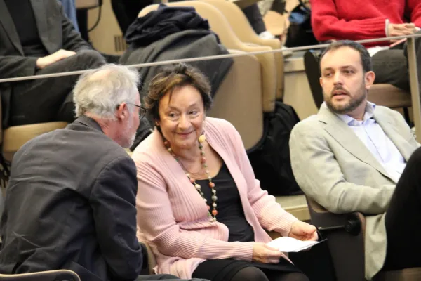 Johan Fritzell, Laura Fratiglioni, Davide Liborio Vetrano samtalar i början av seminariet