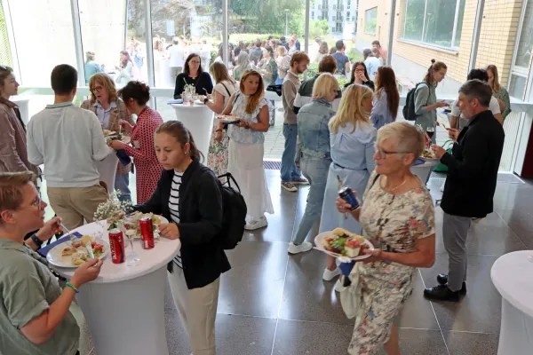 Olika bilder från NVS sommarlunch 2025