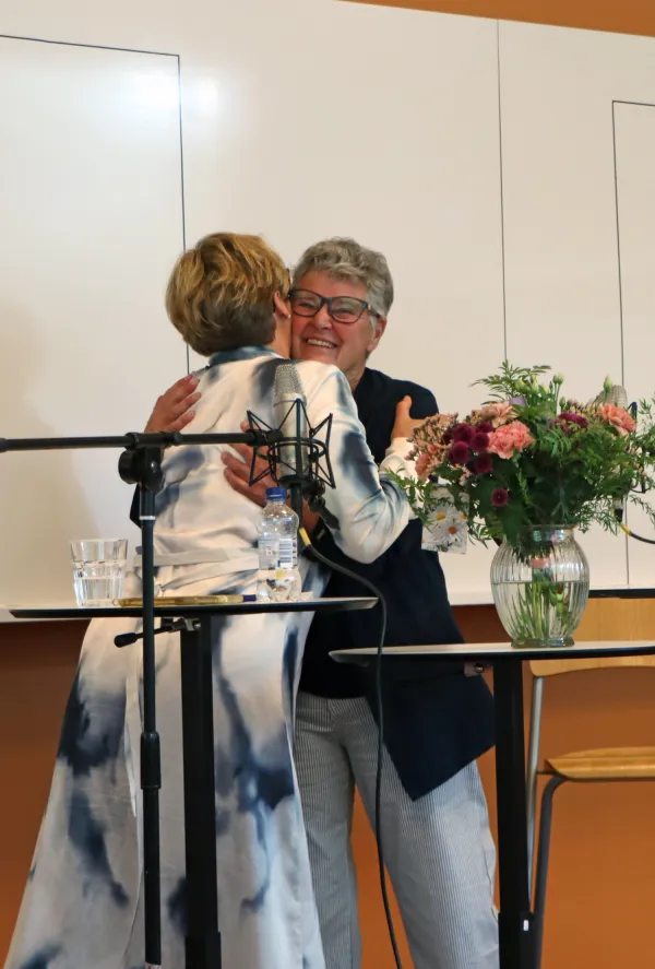 Avslutningssamtal och avtackning av Lena Nilsson-Wikmar den 8 september 2025. Från lärosal och mingelyt i ANA23, Flemingsberg