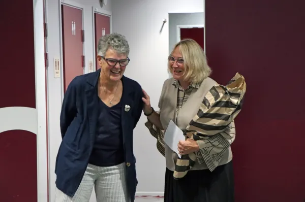 Avslutningssamtal och avtackning av Lena Nilsson-Wikmar den 8 september 2025. Från lärosal och mingelyt i ANA23, Flemingsberg