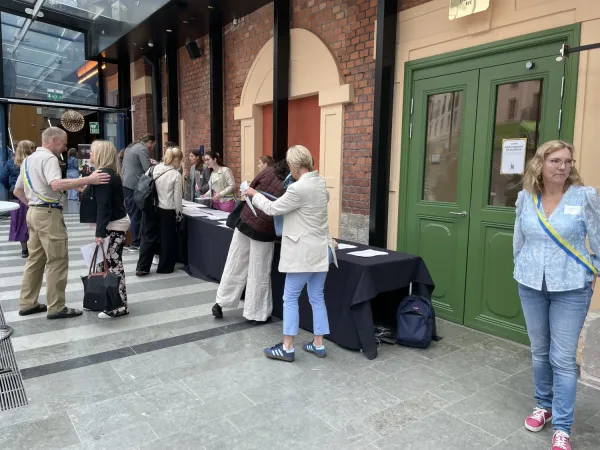 Välkomnande och registrering vid NVS-dagen på Cirkus 15 juni 2026.