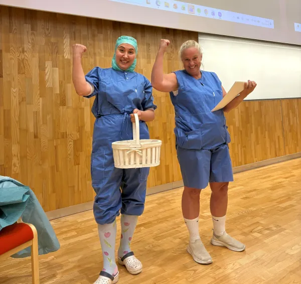 Examen för specialistsjuksköterskor, juni 2026. Lärare från operationssjuksköterskeprogrammet.