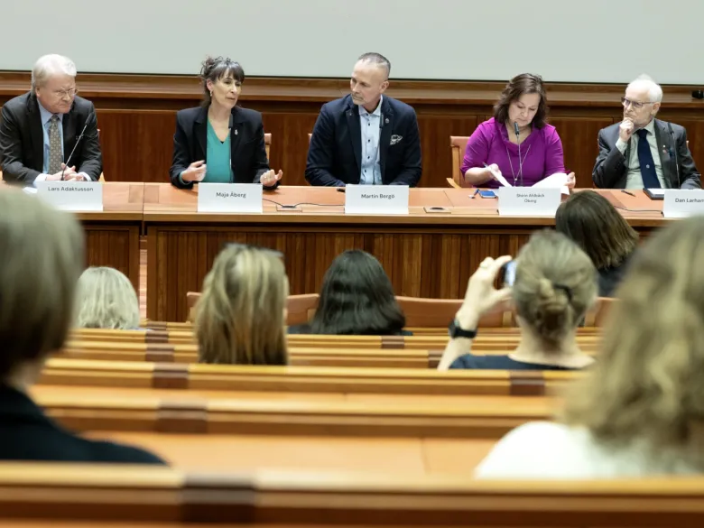 Öppet seminarium om hot mot akademisk frihet och förföljelse av forskare hölls på KI den 15 april 2026.