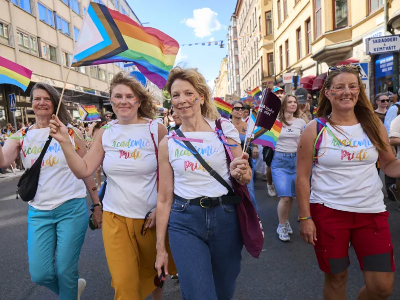 Från Prideparaden 2026.